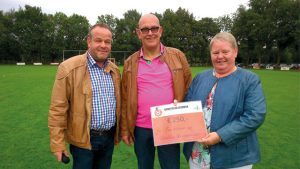 Donatie aan St. WensAmbulance Limburg